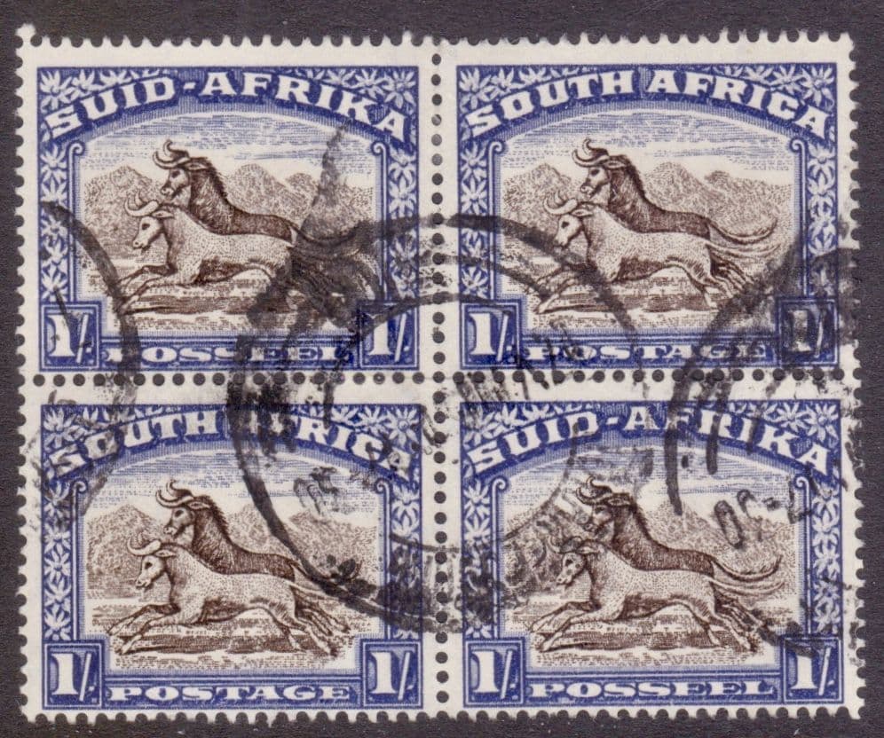 SOUTH AFRICA SG120 x 2. 1950 1/-. Cat. £32